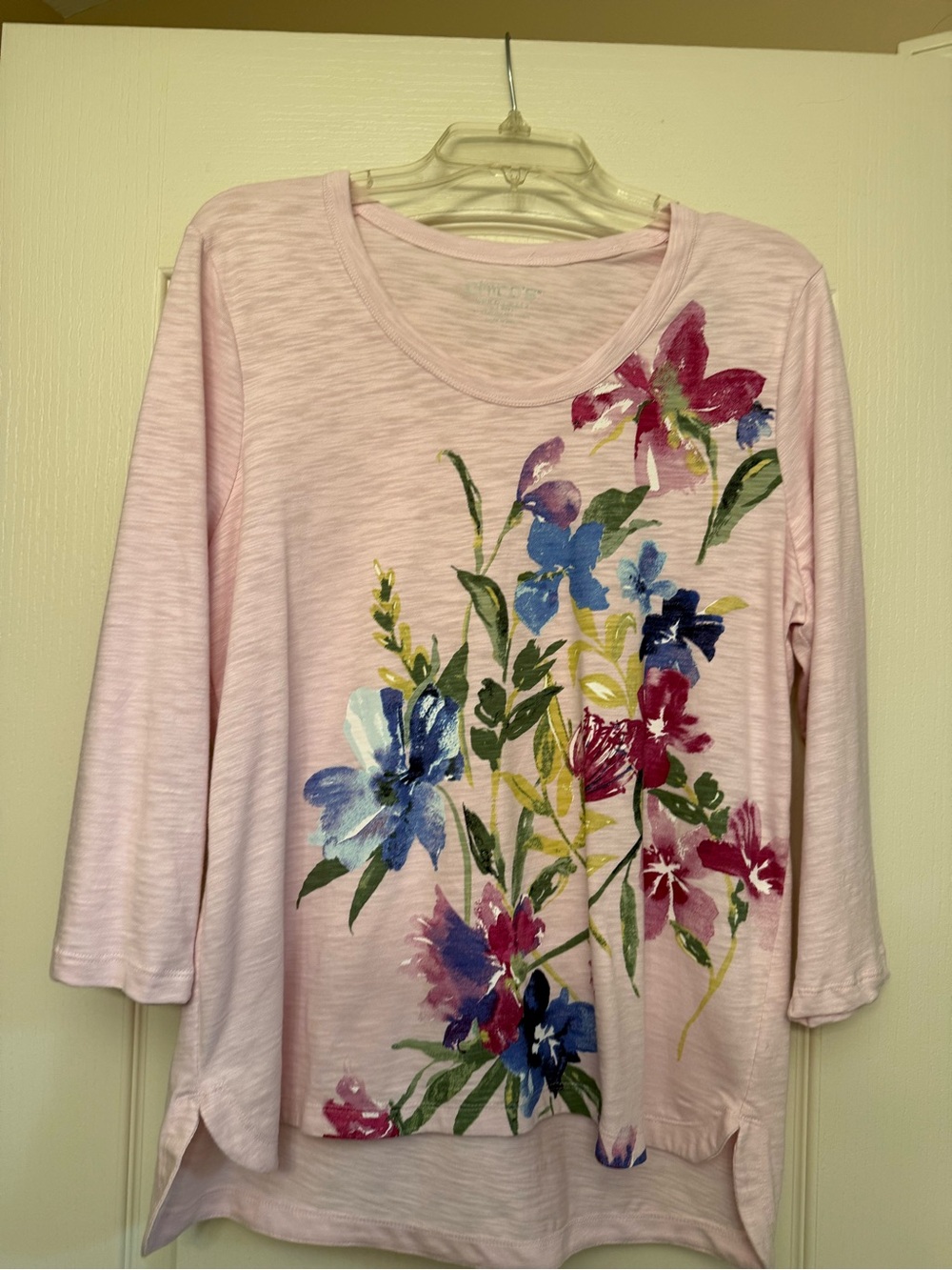 Chico’s Women’s Pink Floral 3/4 Long-Sleeve Top